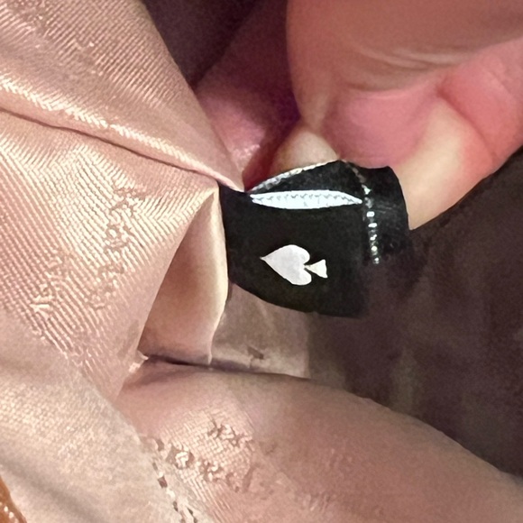 NWT Kate Spade Bucket Bag & coin purse. Brown Pebbled leather,Pristine condition - Picture 13 of 15